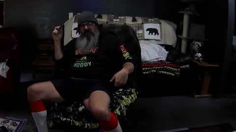 Grand Zaddy or Jay its casual online show from September 17, 2025, 4:41 pm