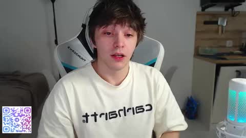 Jayce online show from December 4, 2025, 4:38 pm