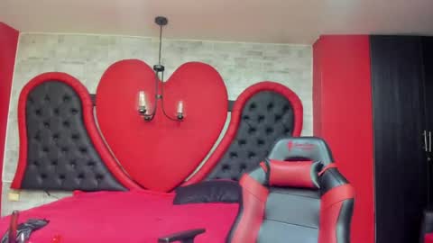 Snapshot of jaylen_bdsm chatting on June 1, 2026, 11:45 am jaylen_bdsm online show from June 1, 2026, 11:45 am