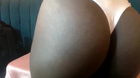 Snapshot of jayny1 chatting on September 27, 2025, 6:29 am Jayny online show from September 27, 2025, 6:29 am