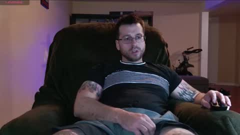 jayxcee OFFICIAL online show from April 12, 2026, 3:44 am