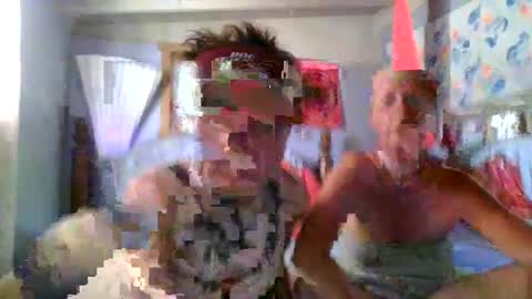 Snapshot of jaz_80 chatting on October 8, 2025, 10:51 pm jaz_80 online show from October 8, 2025, 10:51 pm