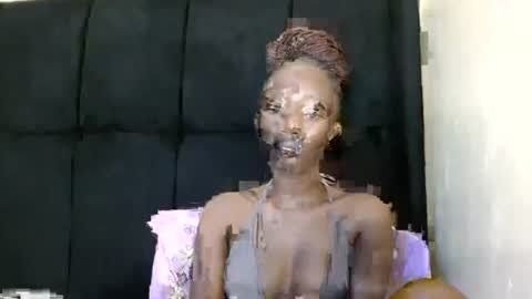 jazlyn_ari online show from July 28, 2026, 7:39 pm