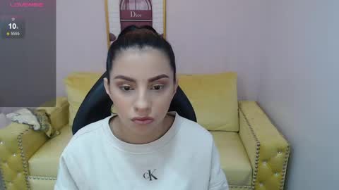 Jazmin online show from June 1, 2026, 1:13 pm