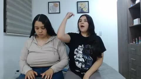 Jazmin and Scarlett online show from June 9, 2026, 9:43 am