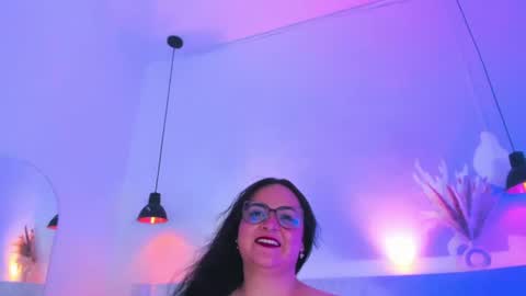 Jazmin online show from July 15, 2026, 10:59 pm