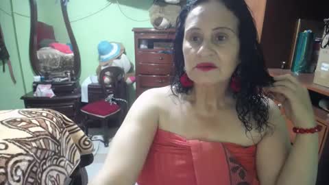 jazmim online show from March 10, 2025, 6:45 pm