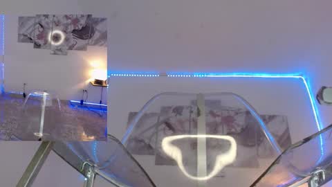 jazmin online show from February 14, 2026, 1:02 am