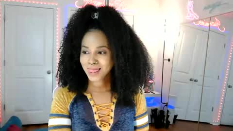 Snapshot of jazminefox chatting on June 5, 2026, 8:36 pm Jazmine Fox online show from June 5, 2026, 8:36 pm