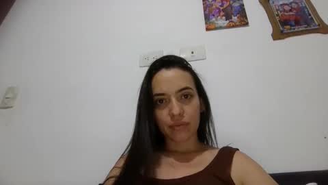 jazminojeda online show from October 21, 2025, 4:35 am