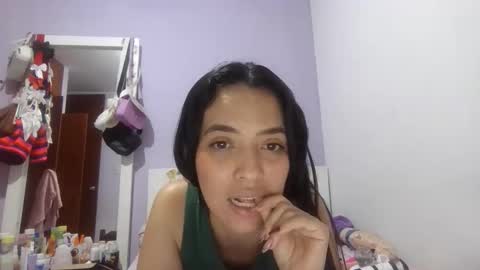 Snapshot of jazminojeda chatting on April 30, 2026, 5:03 am jazminojeda online show from April 30, 2026, 5:03 am