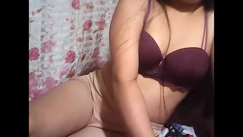 Snapshot of jazzy_lady2025 chatting on November 24, 2025, 3:01 pm jazzy_lady2025 online show from November 24, 2025, 3:01 pm