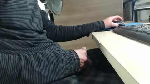 Snapshot of jc200000 chatting on September 22, 2025, 5:04 pm jc200000 online show from September 22, 2025, 5:04 pm