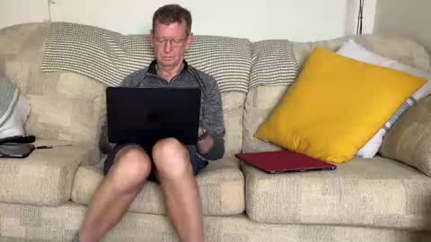 Snapshot of jcar57 chatting on December 4, 2024, 12:47 pm Jon online show from December 4, 2024, 12:47 pm