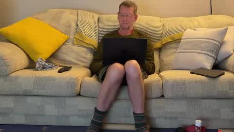 Snapshot of jcar57 chatting on December 18, 2024, 4:17 pm Jon online show from December 18, 2024, 4:17 pm