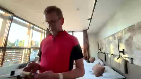 Snapshot of jcar57 chatting on September 12, 2025, 4:07 pm Jon online show from September 12, 2025, 4:07 pm