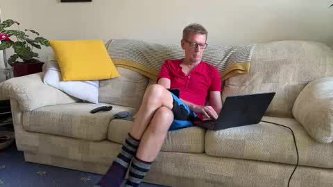 Snapshot of jcar57 chatting on September 30, 2025, 2:00 pm Jon online show from September 30, 2025, 2:00 pm