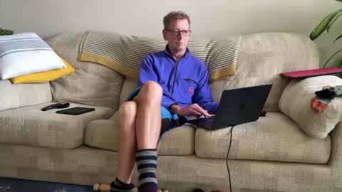 Snapshot of jcar57 chatting on October 5, 2025, 3:54 pm Jon online show from October 5, 2025, 3:54 pm