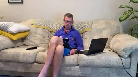 Snapshot of jcar57 chatting on October 27, 2025, 6:12 pm Jon online show from October 27, 2025, 6:12 pm