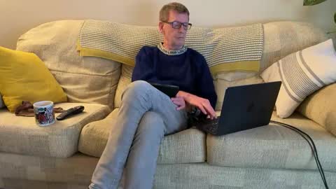 Snapshot of jcar57 chatting on November 23, 2025, 4:07 pm Jon online show from November 23, 2025, 4:07 pm