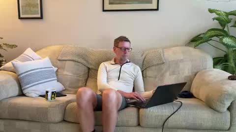 Snapshot of jcar57 chatting on January 6, 2026, 2:10 pm Jon online show from January 6, 2026, 2:10 pm