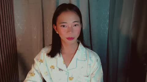 Snapshot of jclbabes chatting on August 3, 2026, 2:54 pm vivian online show from August 3, 2026, 2:54 pm