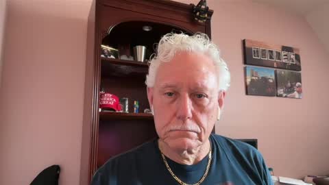 Snapshot of jcmoss88 chatting on April 2, 2026, 3:42 pm JM online show from April 2, 2026, 3:42 pm
