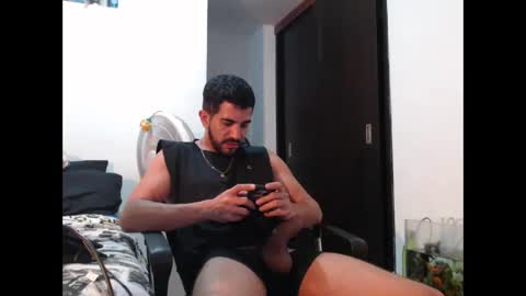 JColbi online show from April 18, 2026, 6:17 am