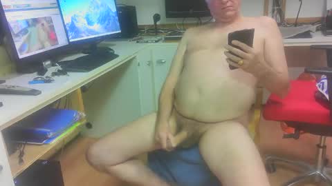 jdegroot7 online show from November 27, 2025, 7:05 pm