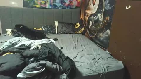 jdog00133 online show from April 7, 2026, 10:20 pm