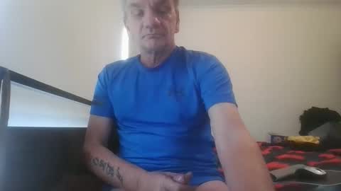 jdsaus online show from October 6, 2025, 3:48 am