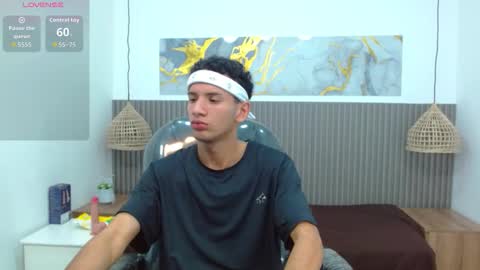 Snapshot of jdwhite18 chatting on February 18, 2026, 4:30 am jdwhite18 online show from February 18, 2026, 4:30 am