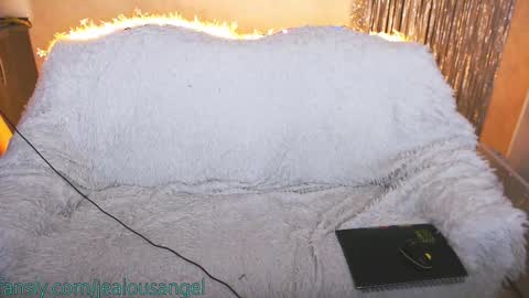 Angel online show from February 3, 2025, 3:31 am