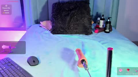 JEAN online show from March 26, 2026, 9:42 pm