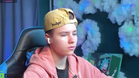 jean_wilsons online show from September 17, 2025, 10:17 am