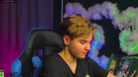 jean_wilsons online show from October 24, 2025, 11:17 am