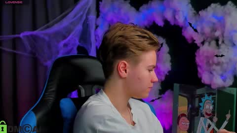 jean_wilsons online show from October 29, 2025, 11:23 am