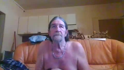 jeanclaude1959 online show from June 17, 2026, 7:33 am