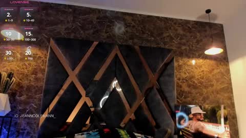 Jean Colleman online show from April 16, 2026, 12:44 am