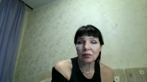 Snapshot of jeanedavis chatting on April 19, 2026, 6:43 pm JeaneDavis online show from April 19, 2026, 6:43 pm