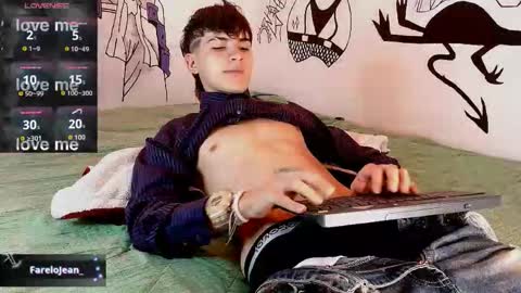 Snapshot of jeanfarelo chatting on October 24, 2025, 11:34 pm Jean online show from October 24, 2025, 11:34 pm