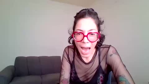 Snapshot of jeanneduval8888 chatting on May 27, 2026, 11:35 pm jeanneduval8888 online show from May 27, 2026, 11:35 pm