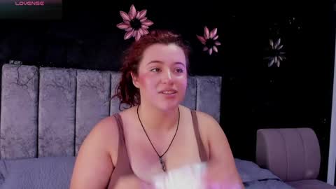 Snapshot of jeannewilliams_ chatting on April 25, 2026, 1:41 pm Jeanne Williams online show from April 25, 2026, 1:41 pm