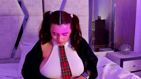 Snapshot of jeannewilliams_ chatting on May 7, 2026, 3:50 pm Jeanne Williams online show from May 7, 2026, 3:50 pm