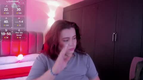 Jeanne Williams online show from June 7, 2026, 12:42 pm
