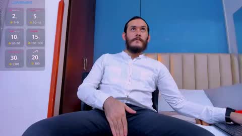 Snapshot of jeanpiere02 chatting on October 12, 2025, 3:05 am Jeanpiere online show from October 12, 2025, 3:05 am