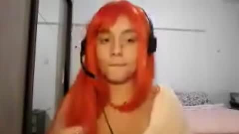 Snapshot of jeansietz chatting on February 27, 2026, 10:32 pm Willow online show from February 27, 2026, 10:32 pm