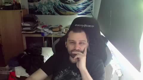 Snapshot of jeetzys chatting on April 17, 2026, 12:08 pm you may know me lol online show from April 17, 2026, 12:08 pm