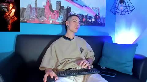 Snapshot of jefer_rick chatting on January 28, 2025, 3:47 am Jeff online show from January 28, 2025, 3:47 am