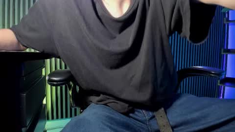 Snapshot of jefer_rick chatting on October 29, 2025, 12:51 pm Jeff online show from October 29, 2025, 12:51 pm